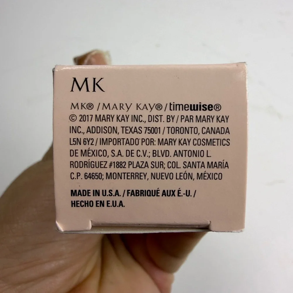 Mary Kay TimeWise Matte-Wear Liquid Foundation Beige 2 1 Fl Oz Oil-Free New